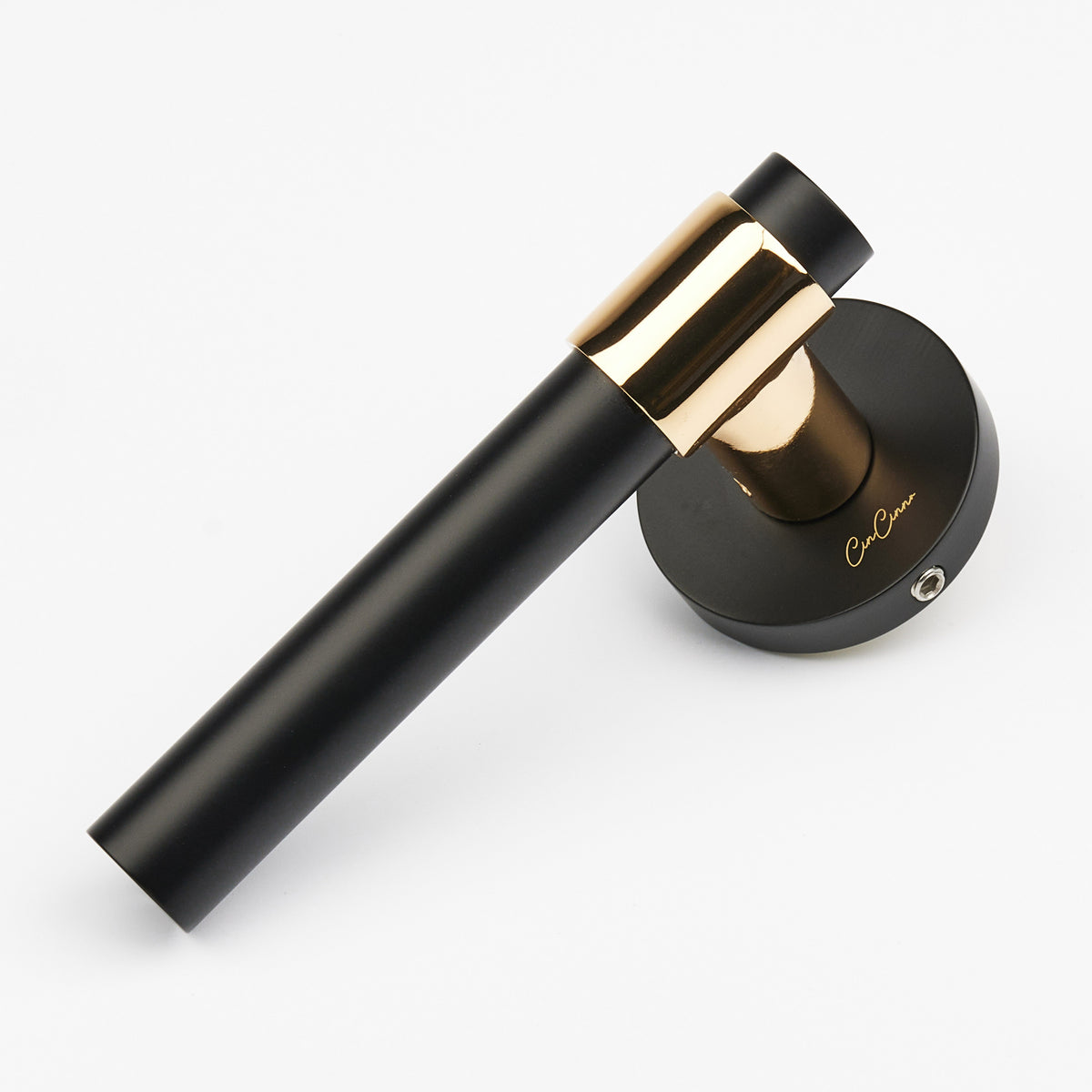 Door Handle – AURORA (Brass)