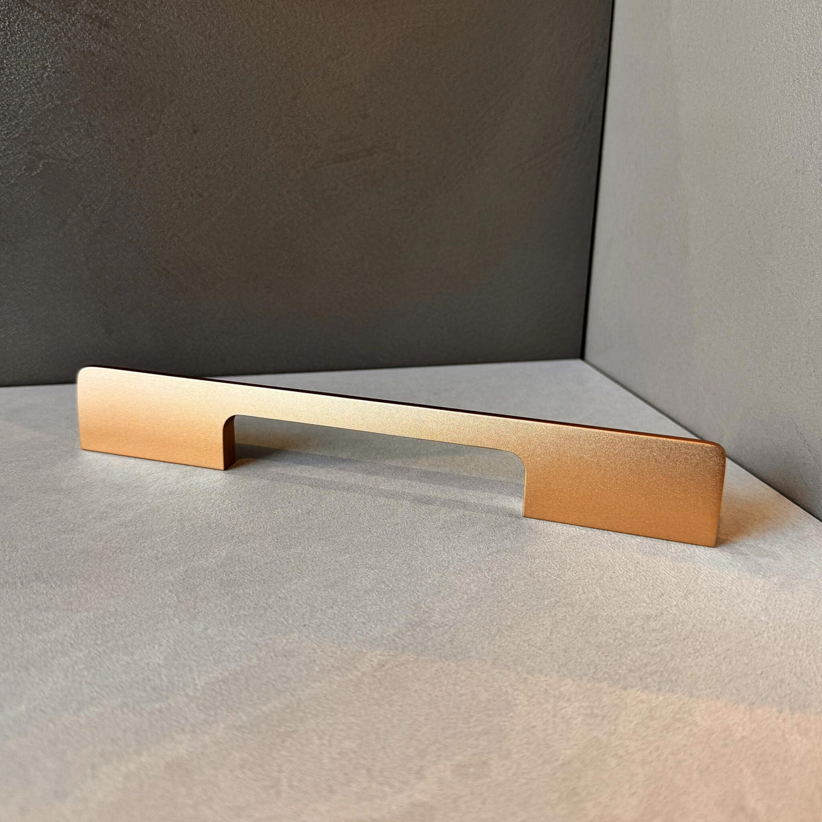 Pull Handle – AETHERES
