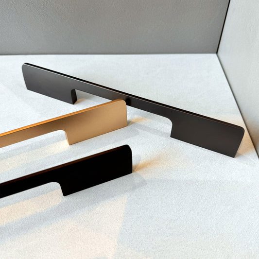 Pull Handle – AETHERES