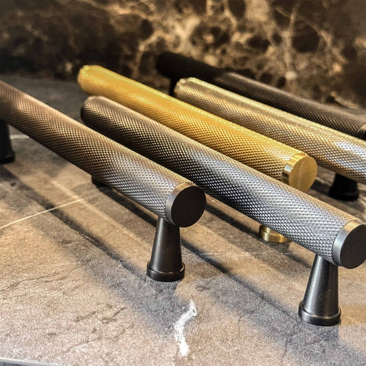 Pull Handle – CELESTIS